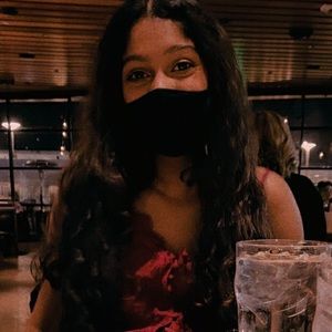 Meet your Posher, Rihana